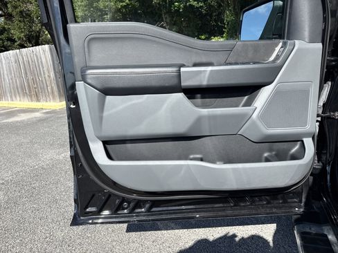 Used 2024 Ford F150 XLT w/ Mobile Office Package image 13