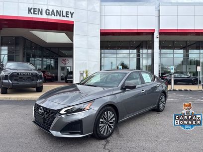 Used 2024 Nissan Altima 2.5 SV