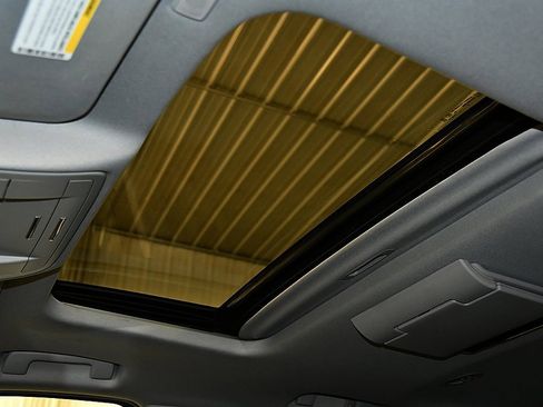 Used 2019 Chevrolet Tahoe LT image 24