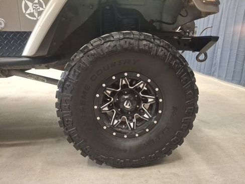 Used 2003 Jeep Wrangler Sahara AWD/4WD image 21