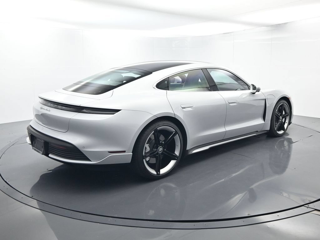 Certified 2022 Porsche Taycan Turbo AWD/4WD image 15