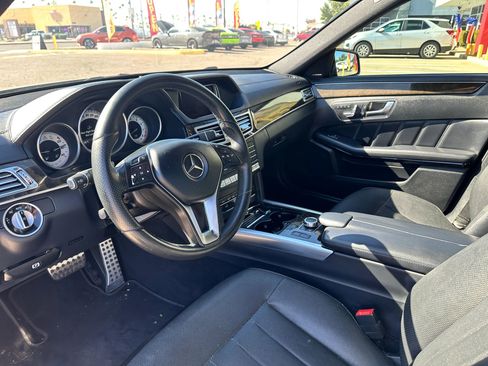 Used 2016 Mercedes-Benz E 400 Sedan image 12