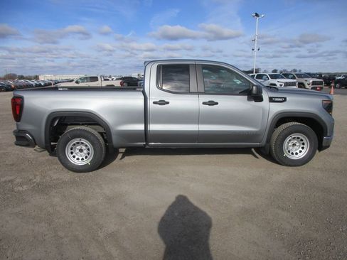 New 2026 GMC Sierra 1500 Pro w/ Pro Value Package image 3