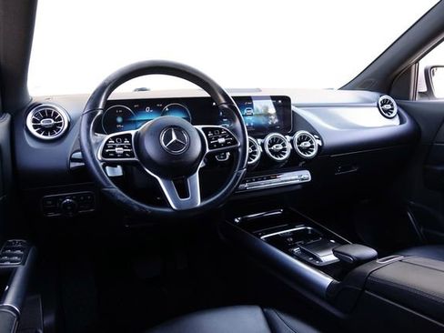 Used 2021 Mercedes-Benz GLA 250 250 * 1-OWNER * Premium * image 15