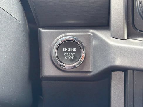 New 2026 Ford F150 XLT w/ Equipment Group 302A MID AWD/4WD image 22