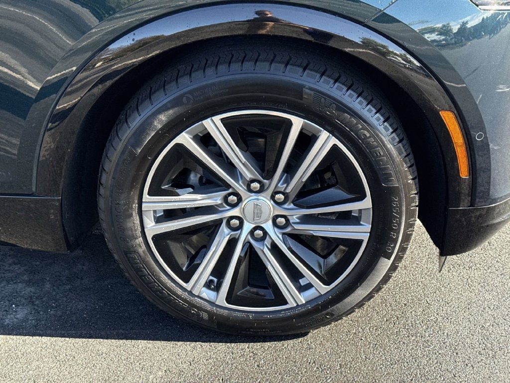 Used 2024 Cadillac Lyriq Luxury AWD/4WD image 14