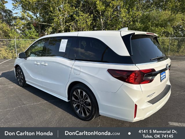 Used 2025 Honda Odyssey Elite image 9