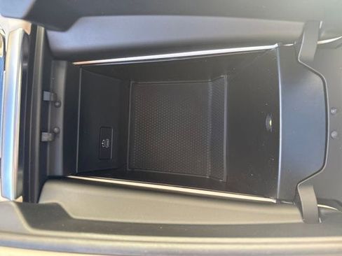 New 2026 BMW X5 xDrive50e w/ Executive Package image 25