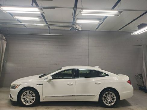 Used 2019 Buick LaCrosse Essence w/ Sights and Sounds Package FWD image 15