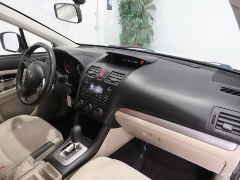Used 2013 Subaru Crosstrek 2.0i Premium AWD/4WD image 10
