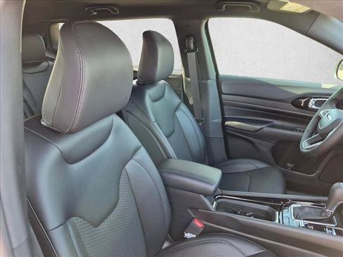 New 2026 Jeep Compass Latitude AWD/4WD image 26