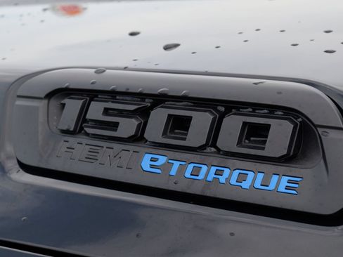 Used 2024 RAM 1500 Big Horn AWD/4WD image 18