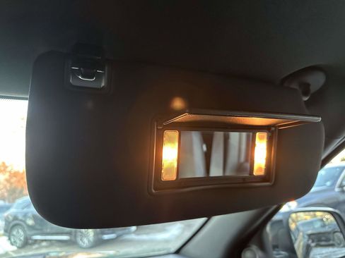 Used 2022 Dodge Durango R/T w/ Blacktop Package image 33