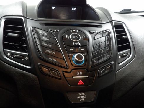 Used 2018 Ford Fiesta SE w/ Equipment Group 201A FWD image 13