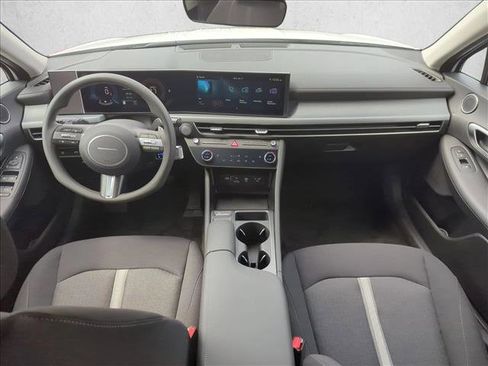 Used 2025 Hyundai Sonata SEL image 16