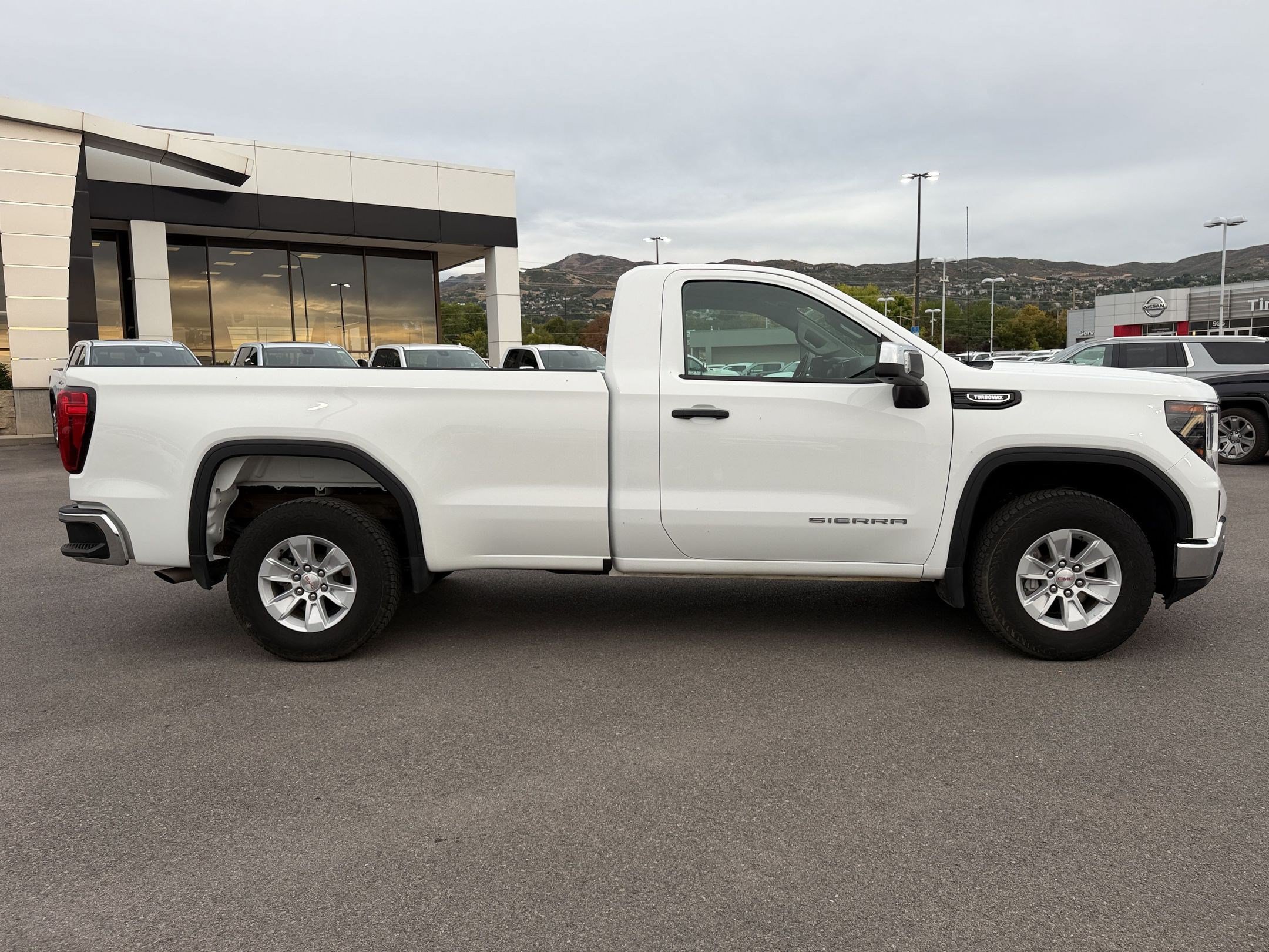 Certified 2024 GMC Sierra 1500 Pro w/ Pro Value Package RWD image 7