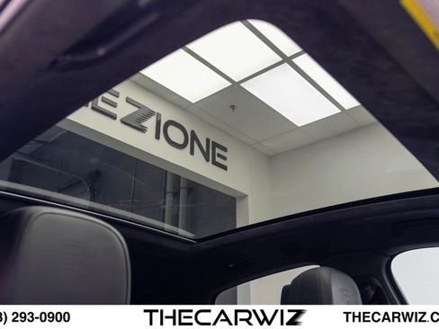 Used 2023 Porsche Cayenne Turbo AWD/4WD image 91