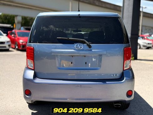 Used 2012 Scion xB FWD image 6
