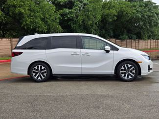 Used 2025 Honda Odyssey EX-L video 2