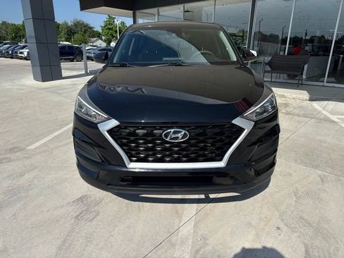 Used 2019 Hyundai Tucson SE FWD image 2