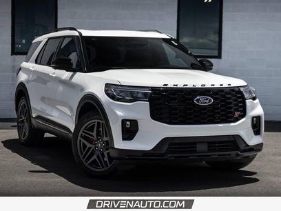 Used 2025 Ford Explorer ST