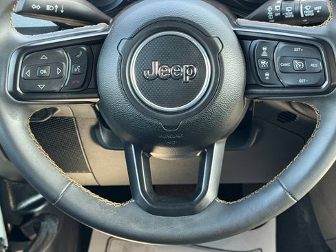 Used 2024 Jeep Wrangler Unlimited Sport AWD/4WD image 19