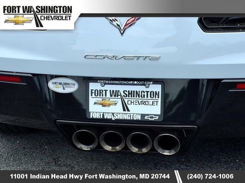 Used 2019 Chevrolet Corvette Stingray Coupe w/ Z51 1LT RWD image 3