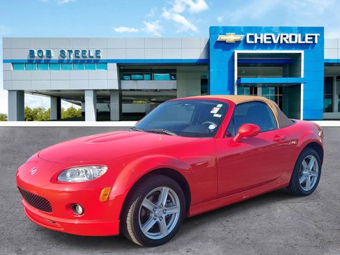 Used 2006 MAZDA MX-5 Miata Touring w/ Appearance Pkg image 3