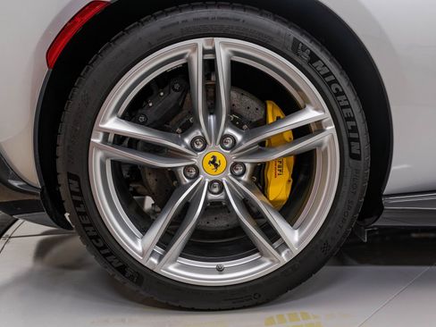 Certified 2024 Ferrari Roma Base image 15