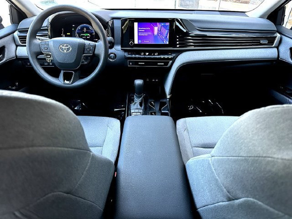 Certified 2025 Toyota Camry LE FWD image 27