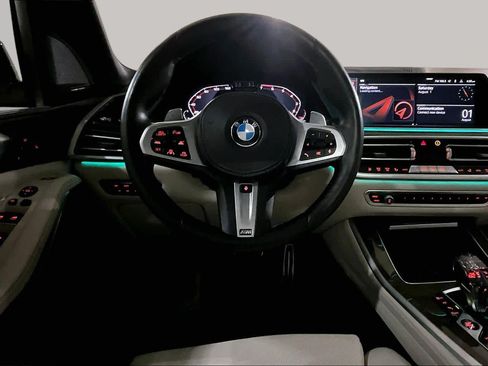 Used 2022 BMW X5 M50i AWD/4WD image 5