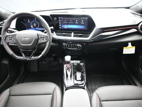 New 2026 Chevrolet Trax RS w/ Sunroof Package image 25