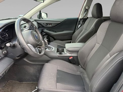 Used 2024 Subaru Outback Premium AWD/4WD image 11