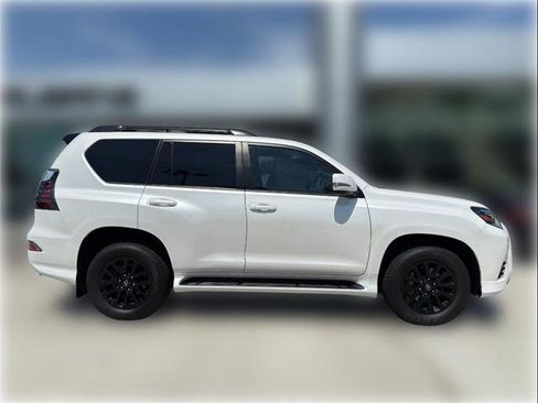 Used 2023 Lexus GX 460 w/ Black Line Special Edition image 8