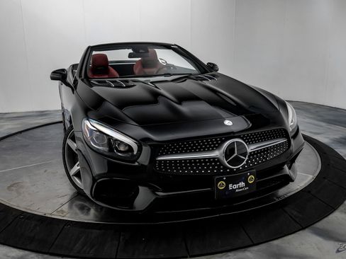 Used 2017 Mercedes-Benz SL 550 image 26