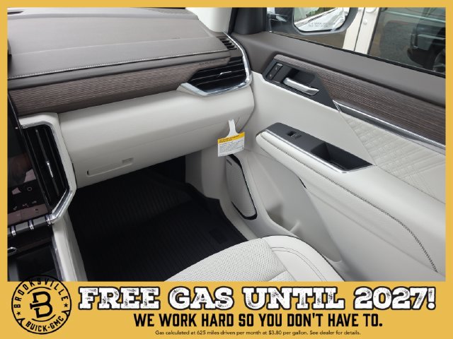 New 2027 GMC Acadia Denali w/ Denali Reserve Package FWD image 14