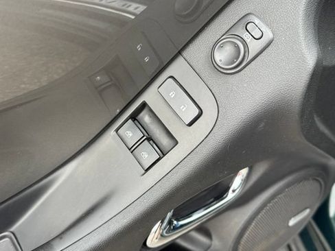 Used 2015 Chevrolet Camaro SS w/ Green Flash Special Edition RWD image 9