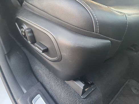 Used 2021 Jeep Grand Cherokee L Overland w/ MOPAR Finishing Package image 30