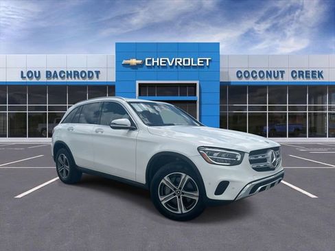 Used 2022 Mercedes-Benz GLC 300 4MATIC w/ Multimedia Package Lite image 5