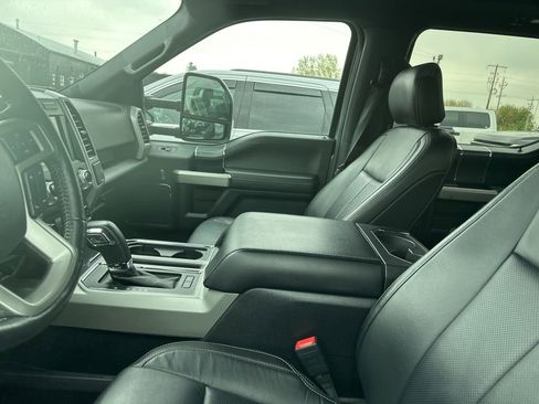 Used 2020 Ford F150 Lariat w/ Equipment Group 502A Luxury AWD/4WD image 20