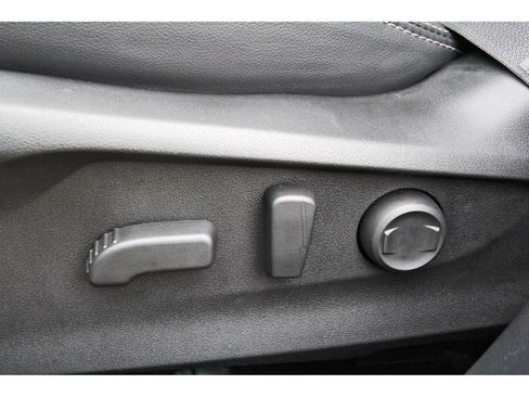 Certified 2023 Subaru Forester Touring AWD/4WD image 28