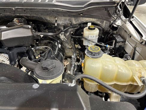 Used 2019 Ford F250 XL w/ Power Equipment Group AWD/4WD image 25
