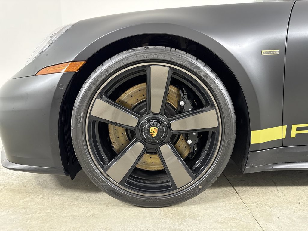 Certified 2026 Porsche 911 Carrera 4 GTS AWD/4WD image 13