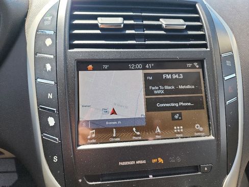 Used 2019 Lincoln MKC Select w/ Select Plus Package AWD/4WD image 24