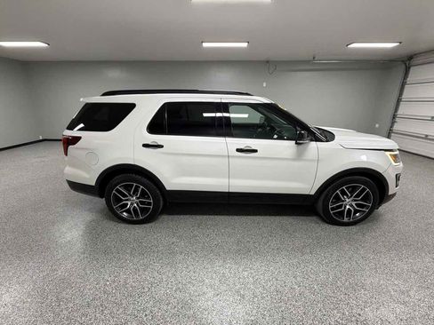 Used 2017 Ford Explorer Sport w/ Equipment Group 401A image 2