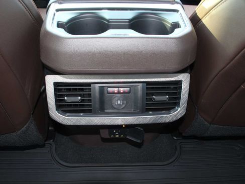 Used 2025 Ford F250 King Ranch w/ FX4 Off-Road Package AWD/4WD image 37