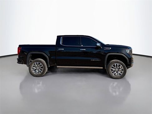Used 2024 GMC Sierra 1500 Denali w/ Denali Reserve Package image 8