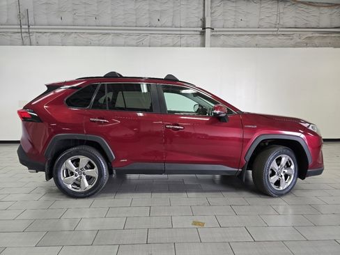 Certified 2020 Toyota RAV4 Limited AWD/4WD image 21
