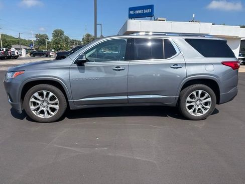 Used 2020 Chevrolet Traverse Premier AWD/4WD image 2