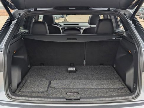 Used 2021 Volkswagen Atlas Cross Sport SEL AWD/4WD image 29